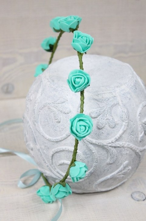 Wianek delikatny głowę TIFFANY BLUE różyczki sesja Wianek delikatny głowę TIFFANY BLUE różyczki sesja