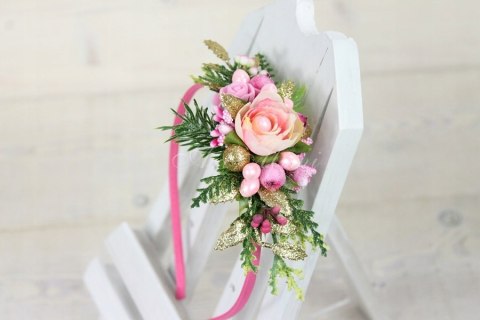 Opaska świąteczna do włosów RÓŻOWA sesja zdjęciowa